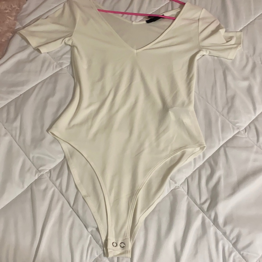 White bodysuit short sleeve